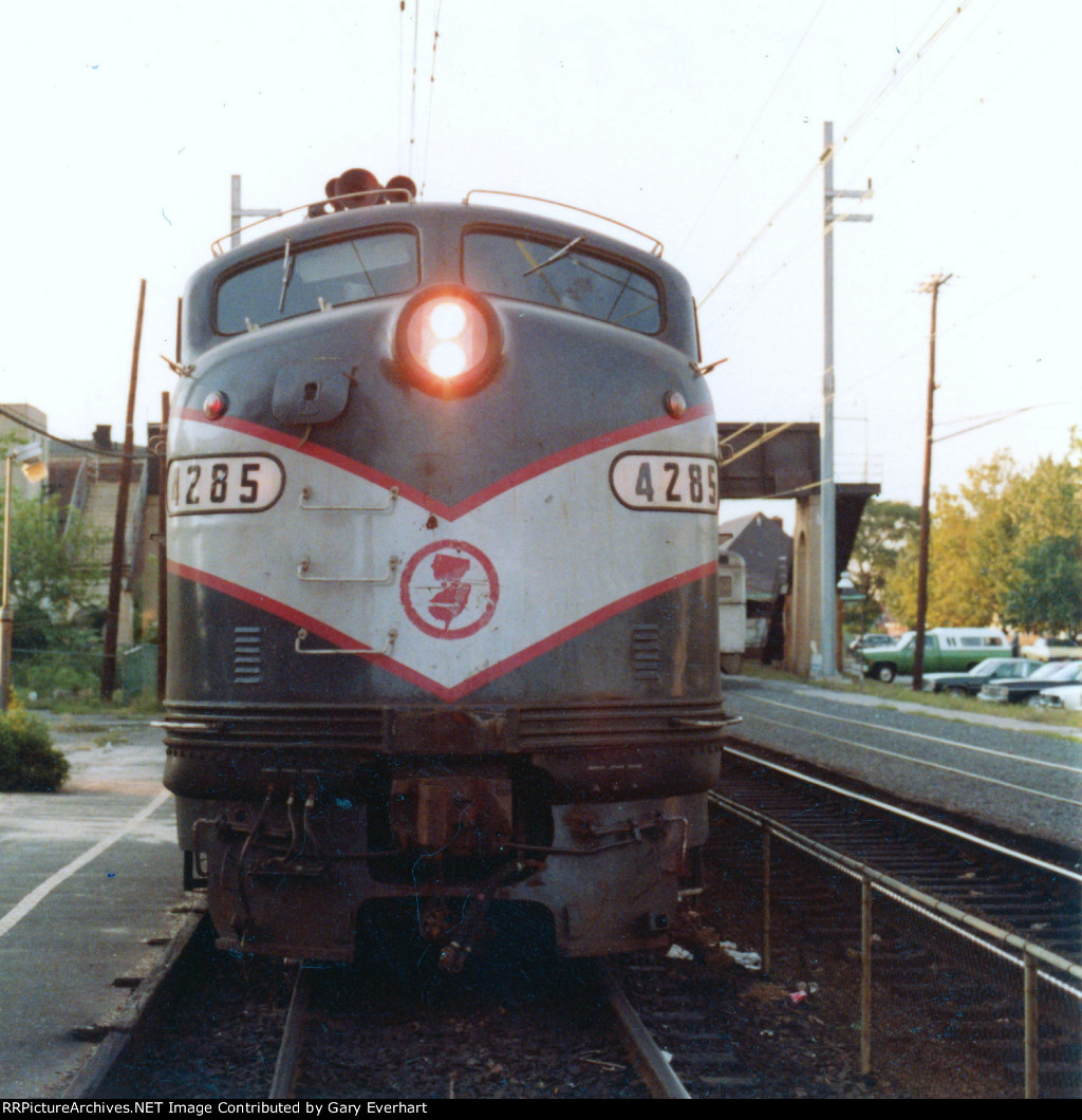 NJT E8A #4285 - New Jersey Transit